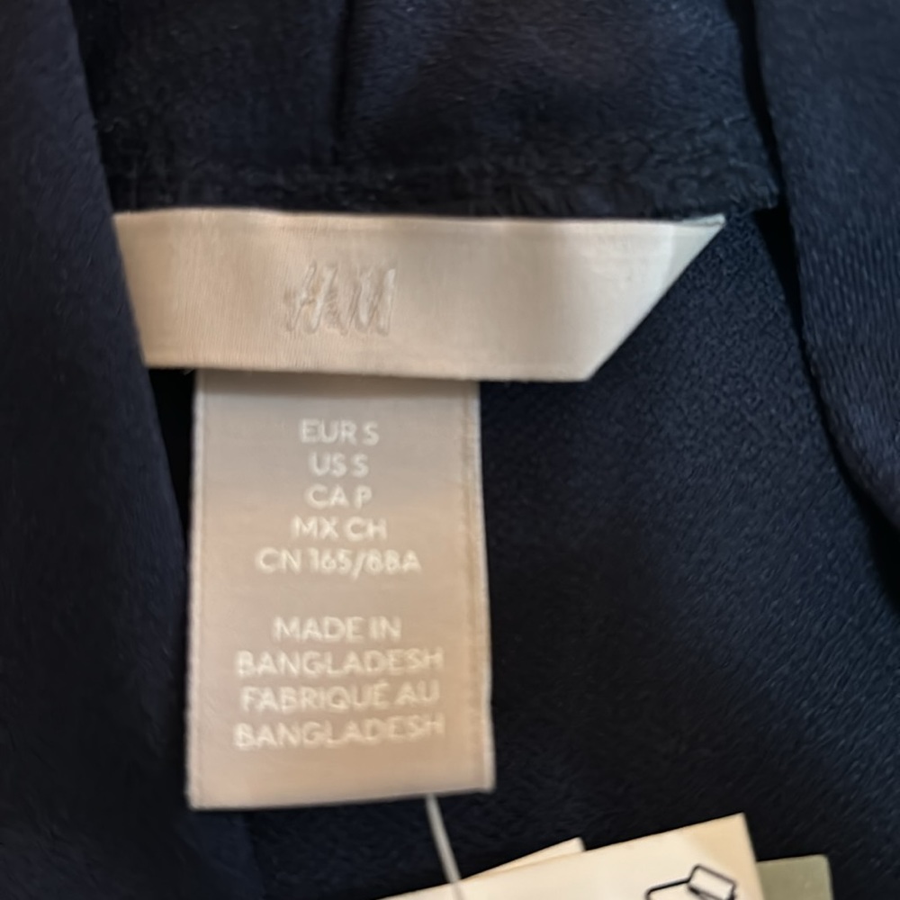 H&M top - Picture 3 of 3